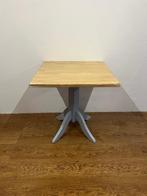 Gebruikte Tafel (70x70cm) - T1514 - Vintage/Café, Huis en Inrichting, Tafels | Eettafels, Ophalen, Nieuw