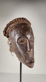 Houten masker en riet - Tchokwe - Angola (Zonder
