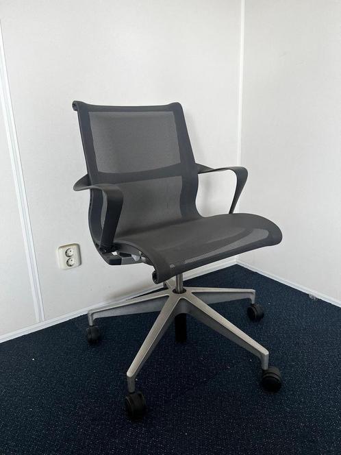 Herman Miller Setu Bureaustoel, Huis en Inrichting, Bureaustoelen, Bureaustoel, Zwart, Zo goed als nieuw, Ergonomisch, Verzenden