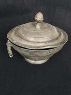 dekselvaas - Tin - Dekselvaas met dennenappe, Antiek en Kunst, Curiosa en Brocante