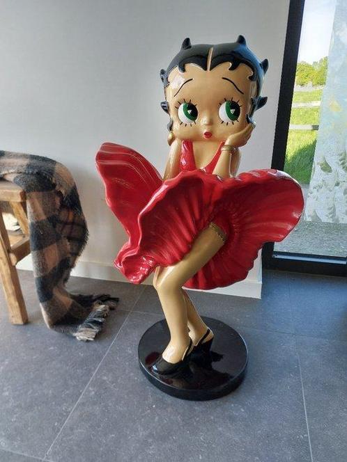 Beeld, 90 cm high beautiful statue Betty Boop red dress - 90, Antiek en Kunst, Kunst | Designobjecten