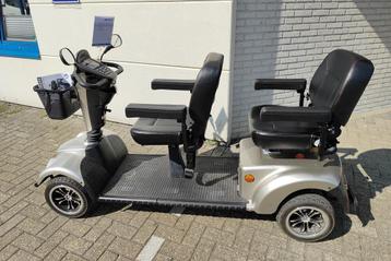 Duo scootmobiel Carpo Limo beschikbaar voor biedingen