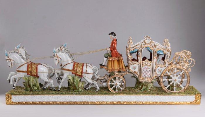 Koets - Porselein - L92cm, Antiek en Kunst, Antiek | Meubels | Stoelen en Banken