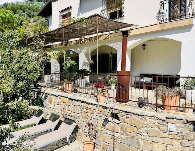 Vakantie huis Ligurië met verwarmd zoutwater zwembad, Vakantie, Vakantiehuizen | Italië, Dorp, Ligurië of Bloemenrivièra, Aan meer of rivier