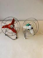 Elektrische ventilator (2) - IJzer, Plastic, Staal - vintage, Antiek en Kunst