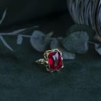 Gouden ring met synthetische robijn 14 krt
