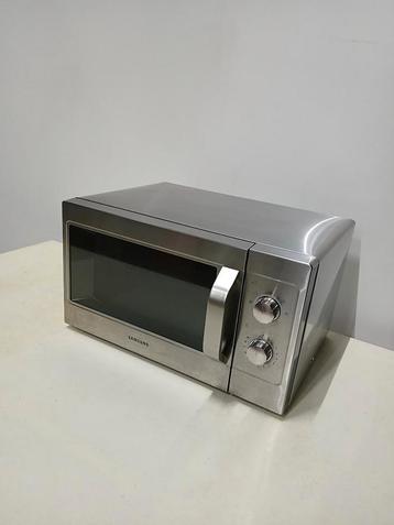 Samsung CM 1099, magnetron, RVS, 52 x 41 x 30 cm beschikbaar voor biedingen