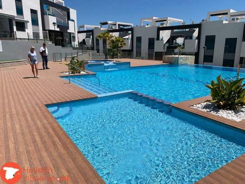 Luxe appartement (airco) in Torrevieja 1600 mtr. van de kust, Vakantie, Vakantiehuizen | Spanje, Stad, Costa Blanca, Aan zee, 2 slaapkamers