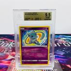 Pokémon Graded card - Shining Mew Holo #40 Shining Legends -, Hobby en Vrije tijd, Verzamelkaartspellen | Pokémon, Nieuw