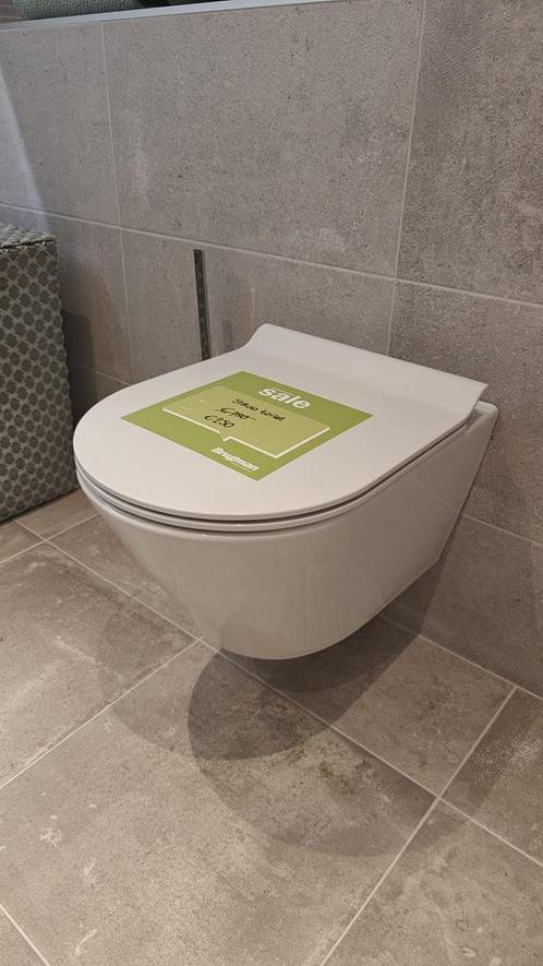 Showmodel Wandcloset toiletpot wit randloos - 0038, Doe-het-zelf en Verbouw, Sanitair, Toilet, Nieuw, Ophalen