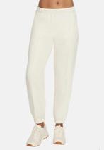 Skechers SKECH-SWEATS Delight Jogger PT115/OFWT Off White-L, Kleding | Dames, Huispakken, Verzenden, Nieuw, Wit
