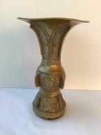 Early 20th century Chinese bronze zun. - Chinese Artists -