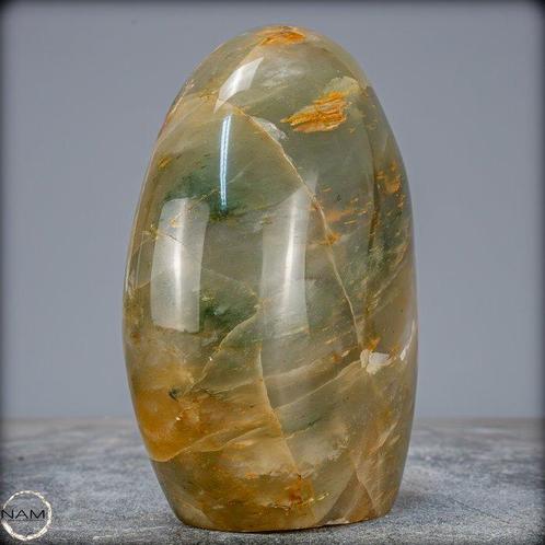Zeldzame natuurlijke groene kwarts Vrije vorm- 1332.48 g, Verzamelen, Dierenverzamelingen