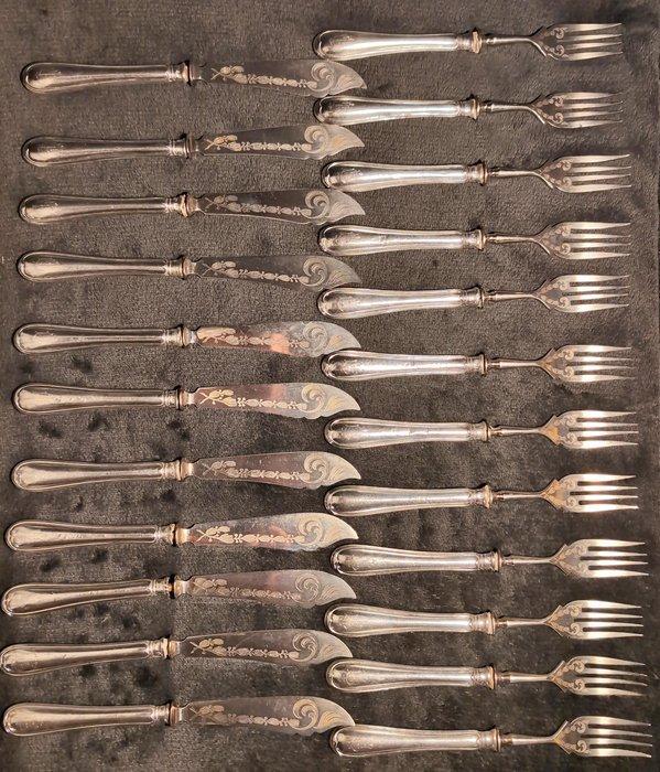 Visbestekset voor 6 personen (11) - .800 zilver - Gegraveerd, Antiek en Kunst, Antiek | Goud en Zilver