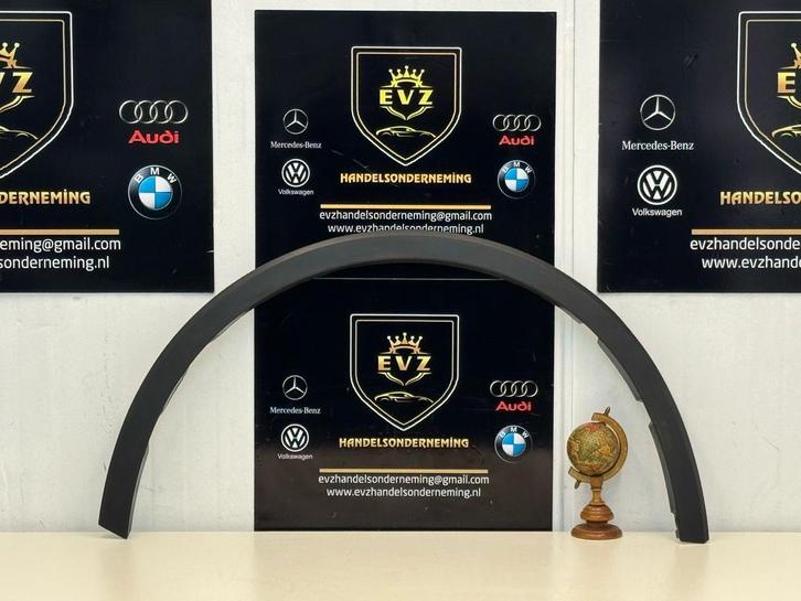 Toyota C-HR spatbord lijst rechts voor bj.2017 art75601F4010, Auto-onderdelen, Carrosserie en Plaatwerk, Gebruikt, Toyota, Voor