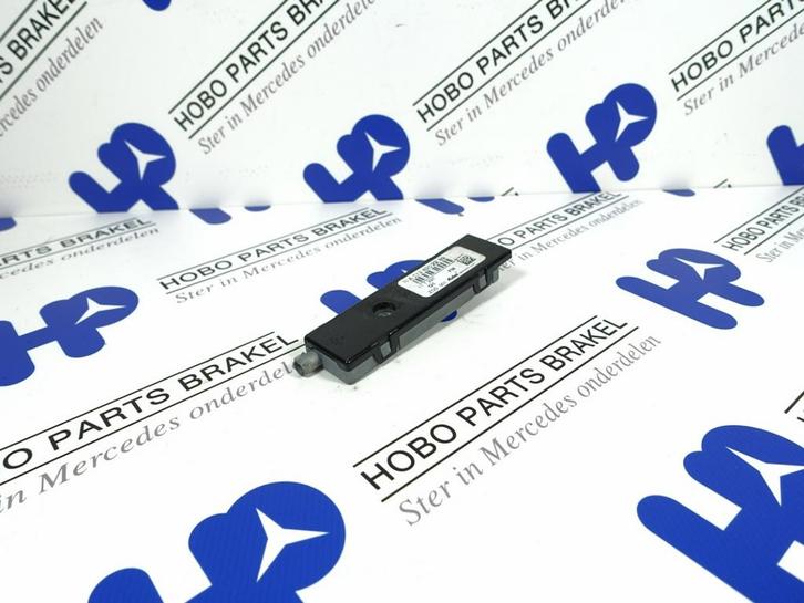 Antenne versterker A 212 820 2289 o.a: CLS-klasse w218, Auto-onderdelen, Elektronica en Kabels, Gebruikt, 3 maanden garantie, Mercedes-Benz