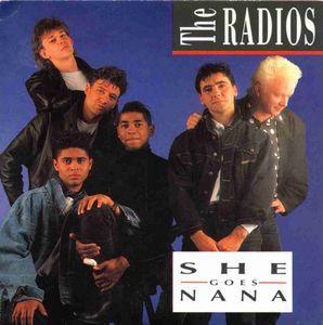 cd single card - Radios, The - She Goes Nana, Cd's en Dvd's, Cd Singles, Zo goed als nieuw, Verzenden