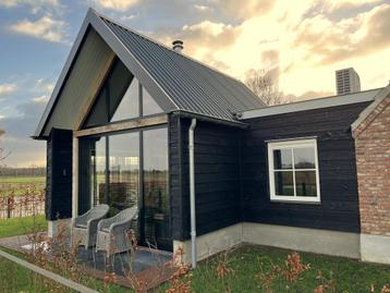 ** Veluwe Vakantie ** Huisje Huis woning gelderland + Hottub beschikbaar voor biedingen