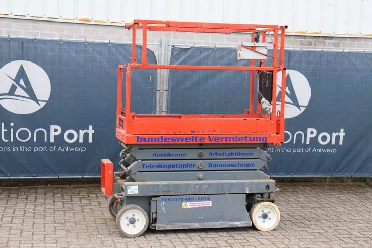 Veiling: Schaarlift Skyjack Elektrisch 8.0m, Zakelijke goederen, Machines en Bouw | Liften, Steigers en Ladders, Ophalen