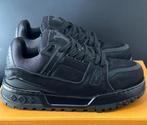 Louis Vuitton Trainer Maxi | Black, Zwart, Nieuw, Ophalen of Verzenden, Sneakers of Gympen