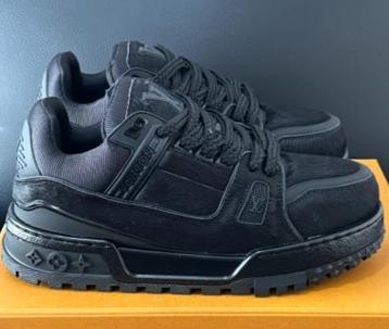 Louis Vuitton Trainer Maxi | Black beschikbaar voor biedingen