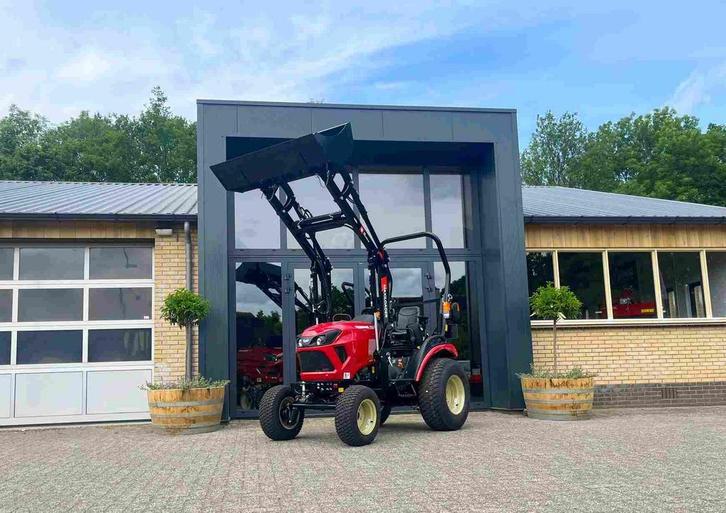 Yanmar SA 326 met 550 kg voorlader geschikt voor grote balen, Zakelijke goederen, Agrarisch | Tractoren, Nieuw