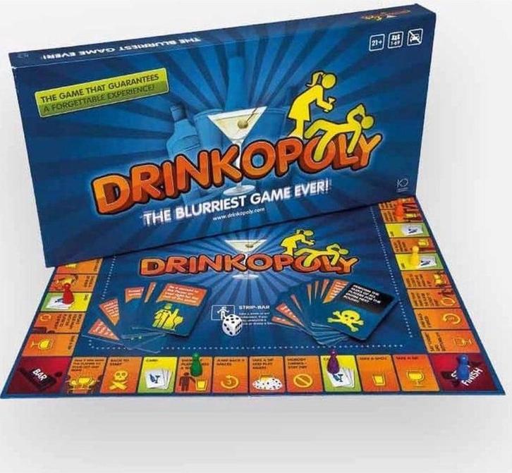 Drinkopoly - The blurriest game ever! | Drinkopoly -, Hobby en Vrije tijd, Gezelschapsspellen | Bordspellen, Nieuw, Verzenden
