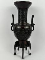 Vaas - Brons - Japan - Een grote bronzen Meiji-vaas (Zonder