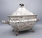 Tureen - Repujada, remate ramillete de flores - .925 zilver