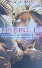 Finding It 9789021424149 Cora Carmack, Boeken, Chicklit, Gelezen, Cora Carmack, N.v.t., Verzenden
