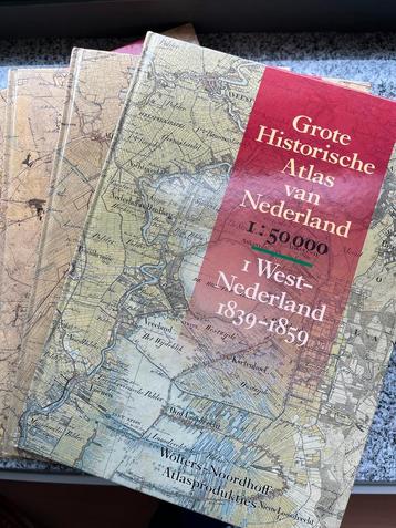 Grote Historische Atlas van Nederland – 4 delen beschikbaar voor biedingen
