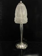 Hettier & Vincent Model 7669 et cristallerie de BACCARAT -