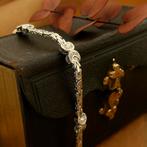 Witgouden platte koningsarmband met vaste bedels en diama..., Sieraden, Tassen en Uiterlijk, Armbanden, Gebruikt, Overige kleuren