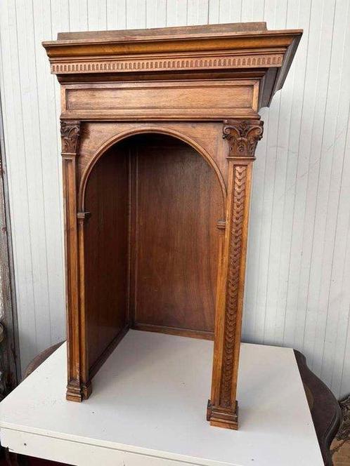 Reliekhouder - Hout, noce - 1850-1900 - Kapel aan de muur, Antiek en Kunst, Kunst | Niet-Westerse kunst