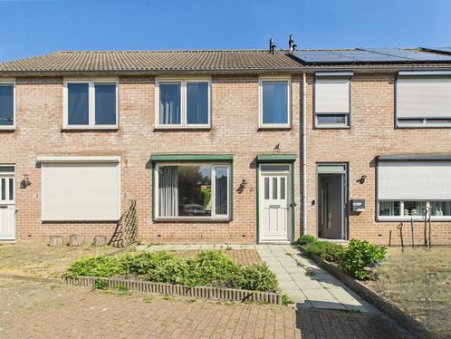 Te huur: Huis Burg. Hendrik Wolferthof in Hoek, Huizen en Kamers, Huizen te huur, Zeeland