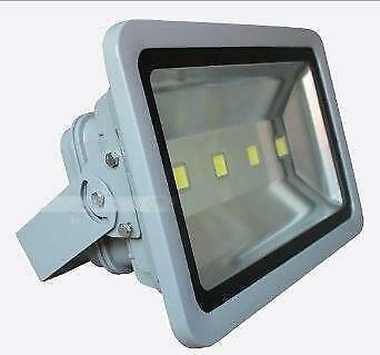 LED Bouwlamp Groeilamp - Full Spectrum - 200 Watt beschikbaar voor biedingen