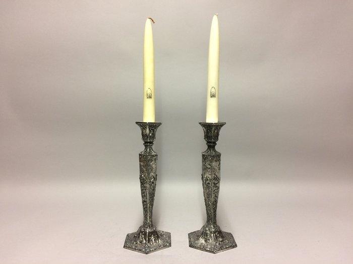 Kandelaar - Stel verzilverde kandelaars met oud Hollandse, Antiek en Kunst, Antiek | Meubels | Tafels