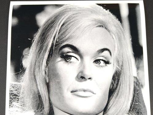 James Bond 007: Goldfinger - Shirley Eaton Jill Masterson, Verzamelen, Film en Tv