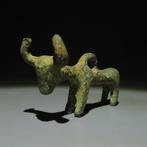 Midden-Oosters Brons Stierfiguur. 1e millennium v.Chr.