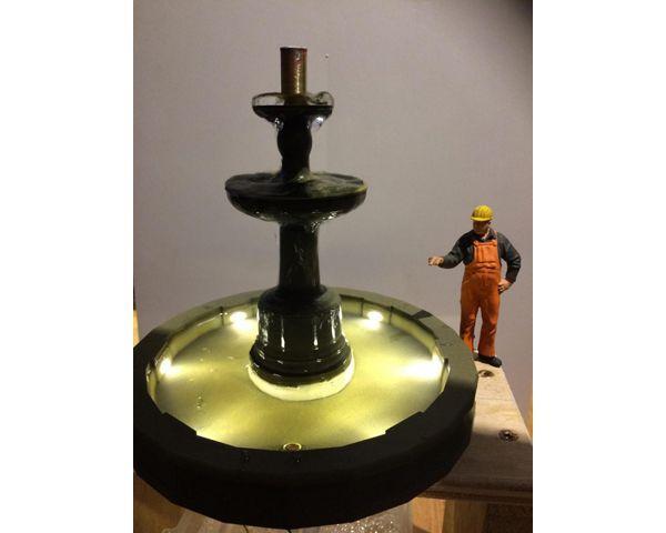 Prehm-Miniaturen 510542 Brunnen Berlin Tegel, mit Pumpe u..., Hobby en Vrije tijd, Modelbouw | Figuren en Diorama's, Nieuw, Ophalen of Verzenden