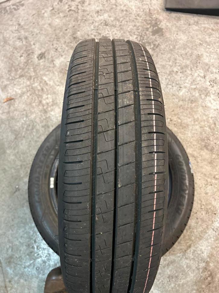 Demo Goodyear 175 65 17 strepen zitten er nog op, Auto-onderdelen, Banden en Velgen, 17 inch, Zomerbanden, 175 mm, Personenwagen