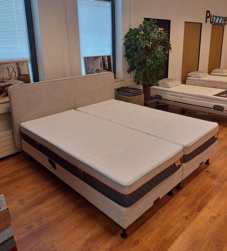 Showmodel Box ZGAN | 180x200 | Mline Matrassen | Elektrisch, Huis en Inrichting, Slaapkamer | Boxsprings, 180 cm, 200 cm, Overige kleuren