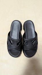 Givenchy - Slippers - Maat: EU 44, Kleding | Heren, Schoenen, Nieuw