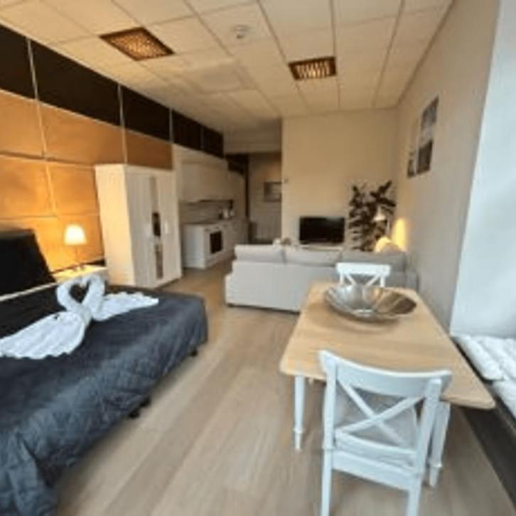 Gemeubileerd tijdelijk appartement met wasmachine ..., Huizen en Kamers, Huizen te huur, Direct bij eigenaar, Appartement