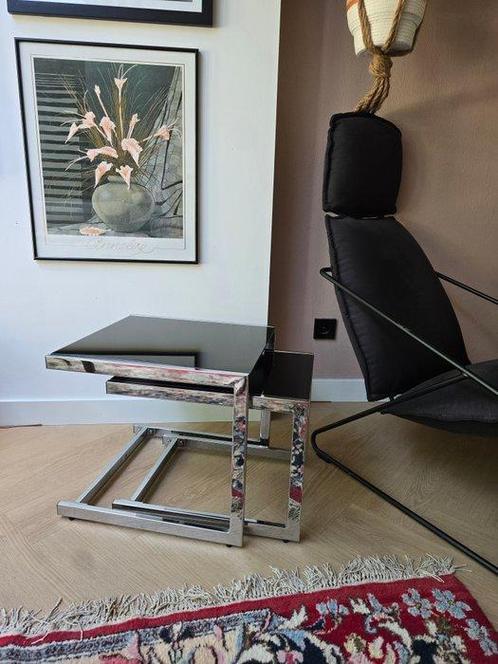 Bijzettafel - Chroom, Glas - Twee zwart chrome, Antiek en Kunst, Kunst | Designobjecten