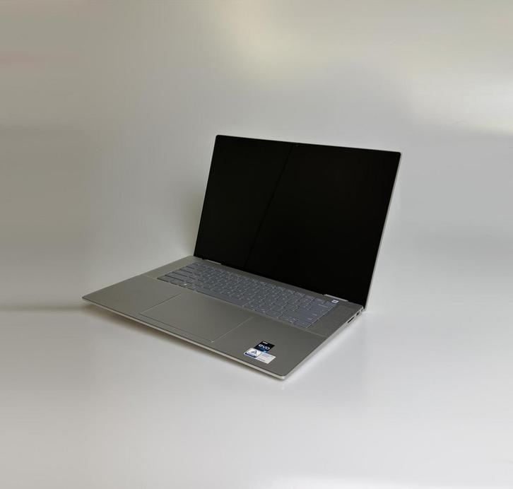 Dell Inspiron 7620 - i5-1235U - 256 GB - 1 jaar garantie, Computers en Software, Windows Laptops, 2 tot 3 Ghz, SSD, 16 inch, Met videokaart