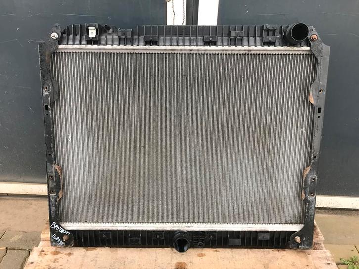 Radiator Mercedes OM936LA 240 A 960 500 29 01, Auto-onderdelen, Vrachtwagen-onderdelen, Gebruikt, Mercedes-Benz, Motor en Toebehoren