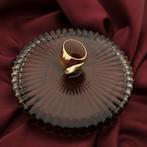 Gouden heren ring met sarder (vintage, heren sieraden), Sieraden, Tassen en Uiterlijk, Ringen, Gebruikt, Overige kleuren, 20 of groter