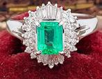 Ring - 18 karaat Witgoud Smaragd - Diamant, Nieuw