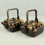 Fles (2) - Hout - Meiji sakeflessen Choshi